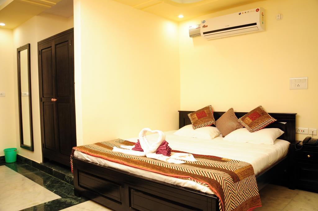 นหร สิงห์ ฮาเวลี Hotel ชัยปุระ ห้อง รูปภาพ