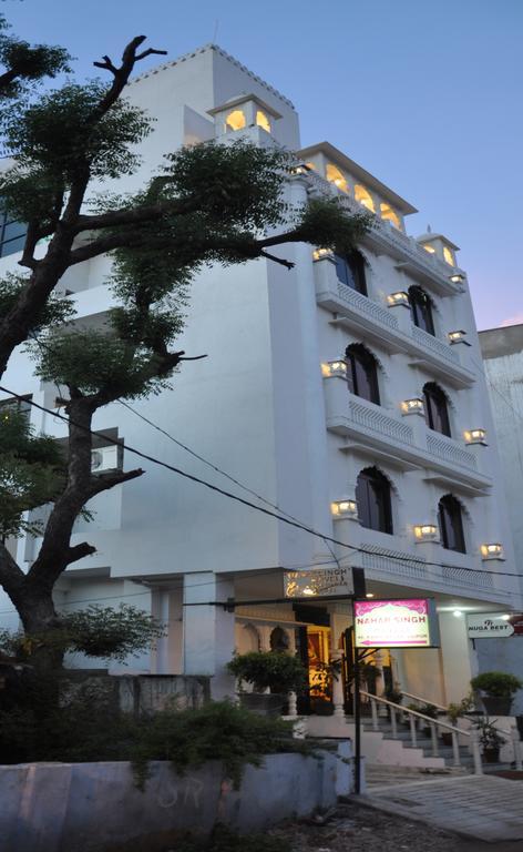 นหร สิงห์ ฮาเวลี Hotel ชัยปุระ ภายนอก รูปภาพ